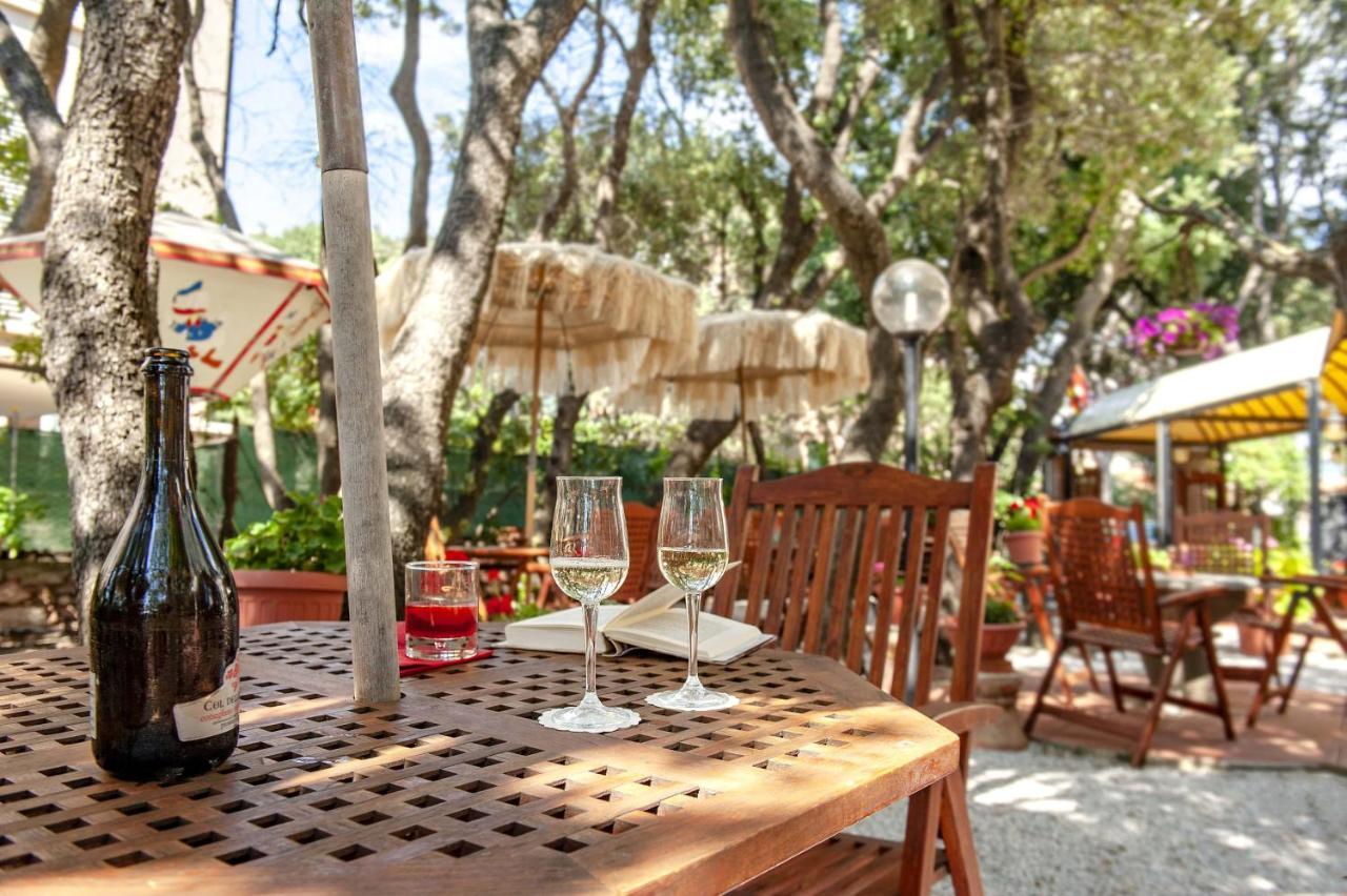 Hotel Villa Lo Scoglietto Σαν Βιντσέντσο Εξωτερικό φωτογραφία